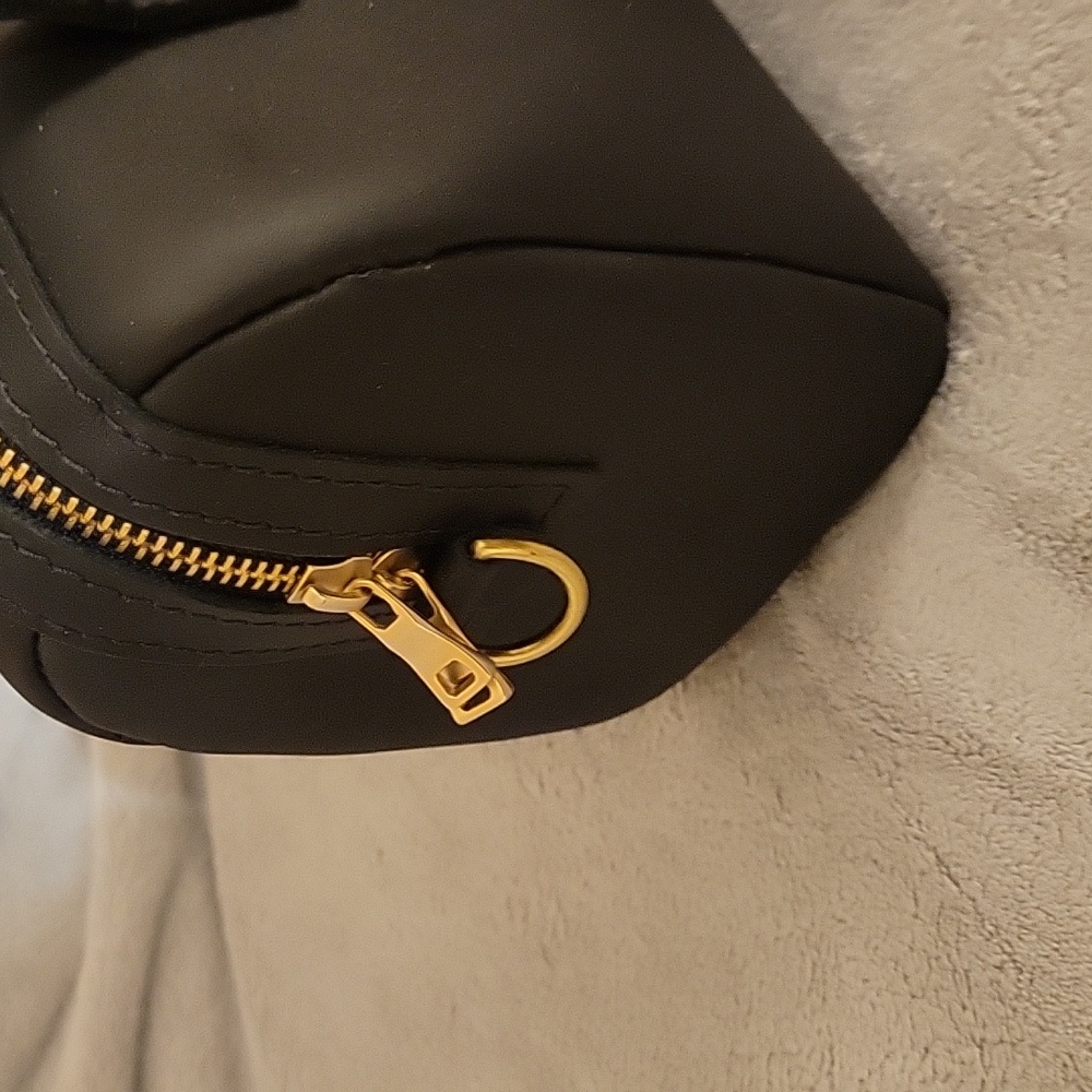 Portland Leather 'Sloan' Doctor Bag - Picture 2 of 7